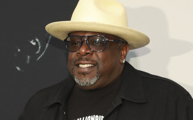 Cedric the Entertainer to host live Emmy Awards ceremony